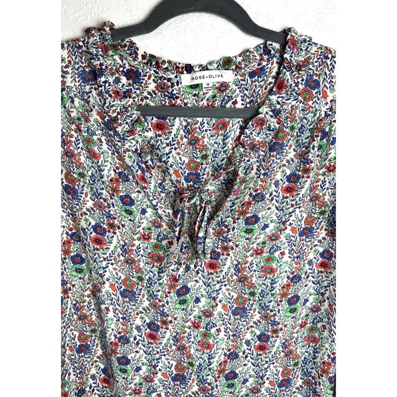Rose & Olive Tops - Rose & Olive Floral Tie Neck Blouse Size 1X Plus Flutter Sleeve‎ Cottagecore